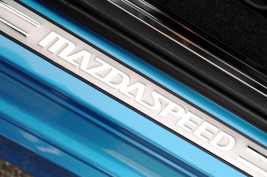  Mazda3 Mazdaspeed 2010 года  (фото 9 из 108)